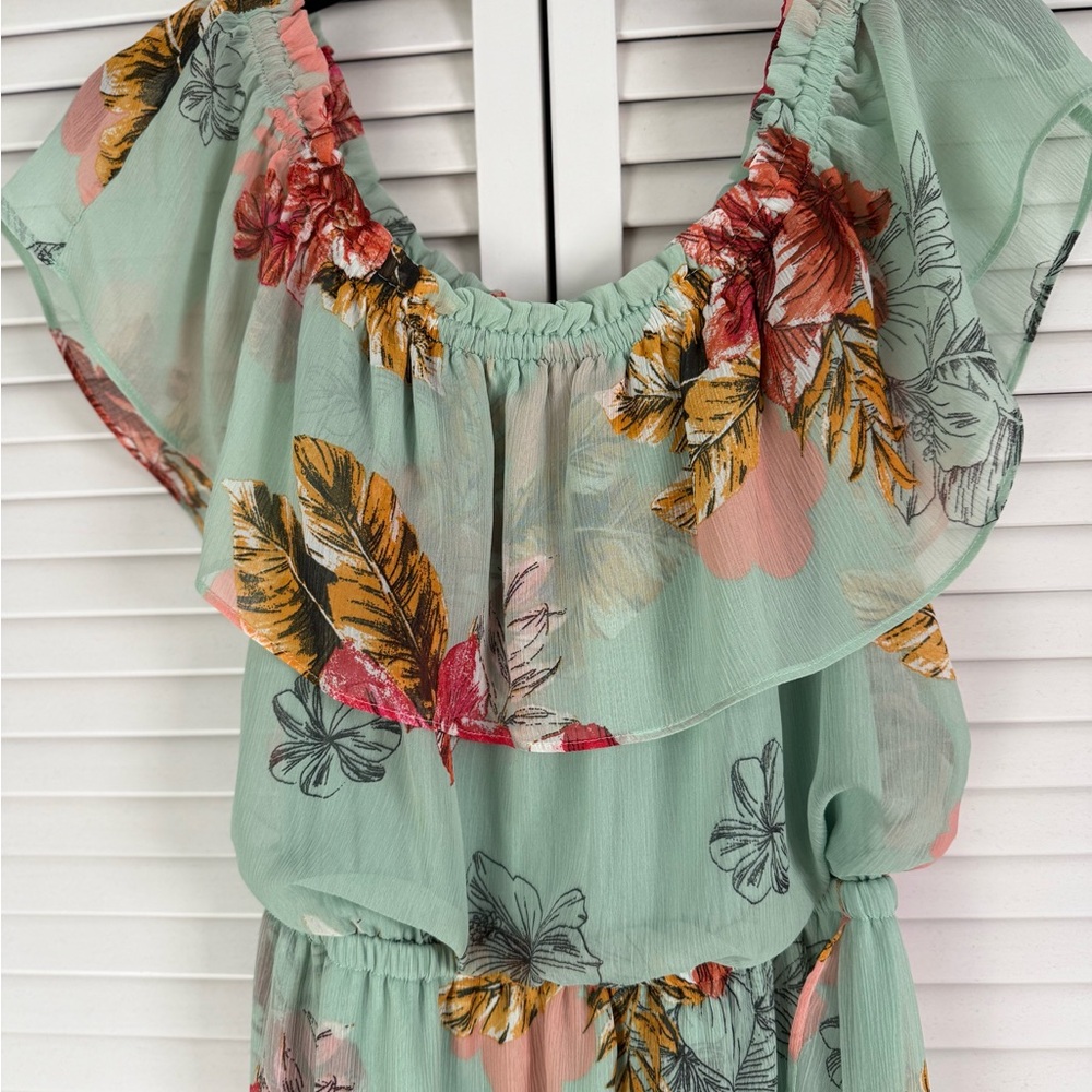 Express Floral Maxi Dress in Mint Green - Picture 4 of 7